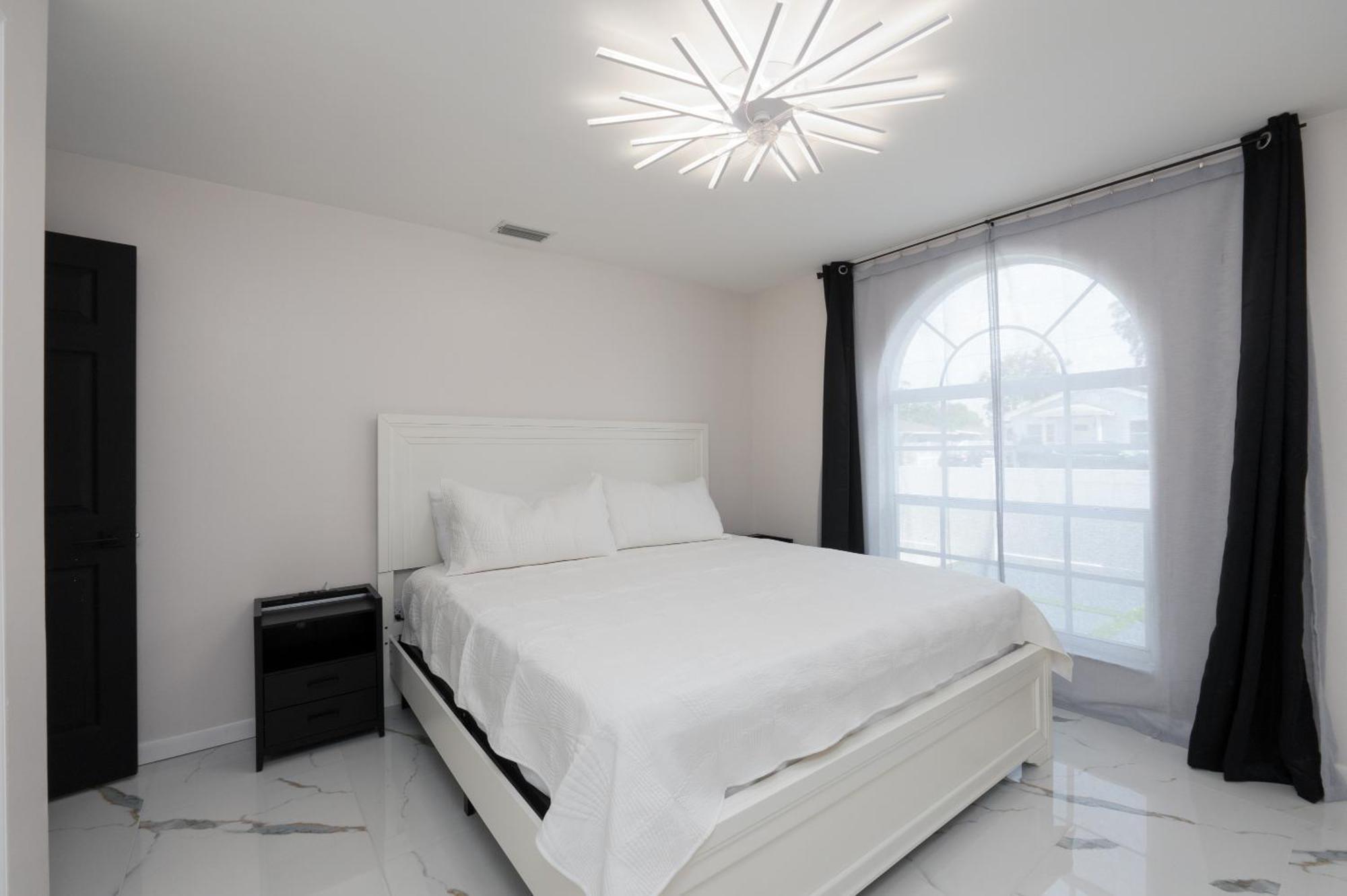 Luxury Style Townhome With Pool - 1 Miles To Bucs Stadium Tampa Eksteriør billede